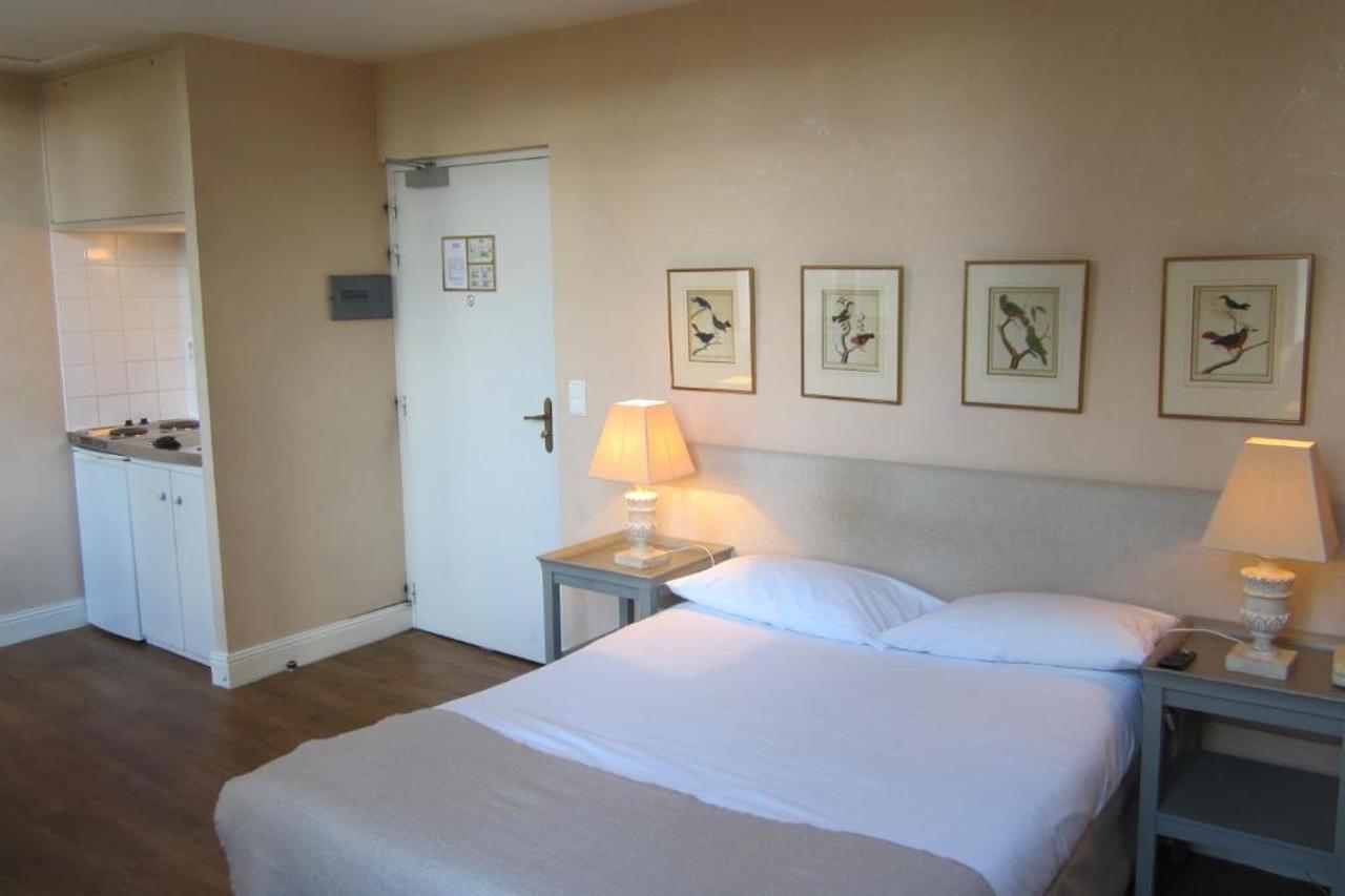 Chateau De Lazenay - Residence Hoteliere Bourges Eksteriør bilde