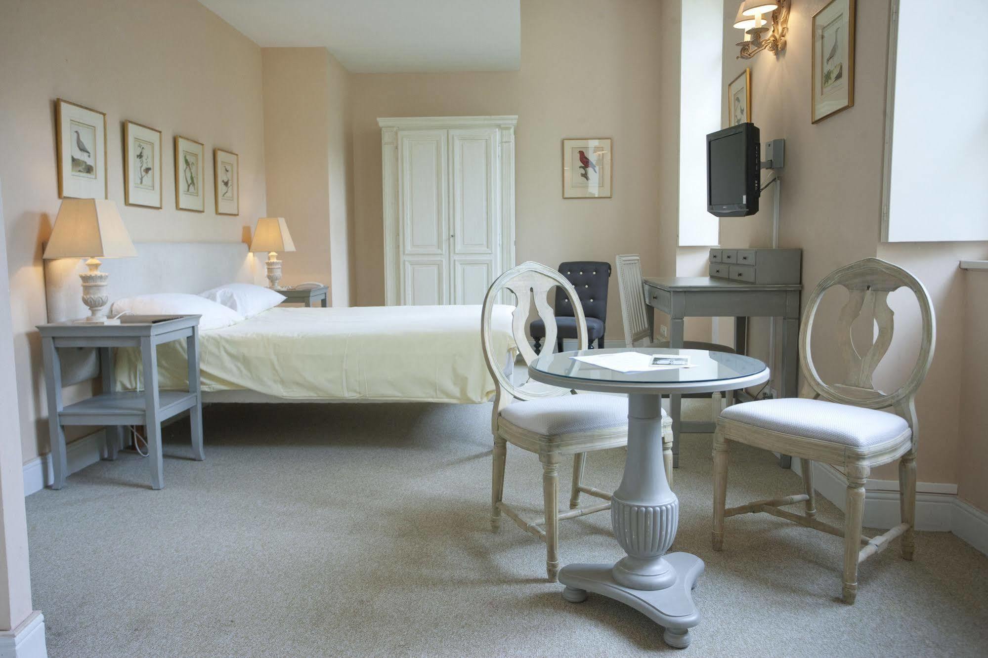 Chateau De Lazenay - Residence Hoteliere Bourges Eksteriør bilde